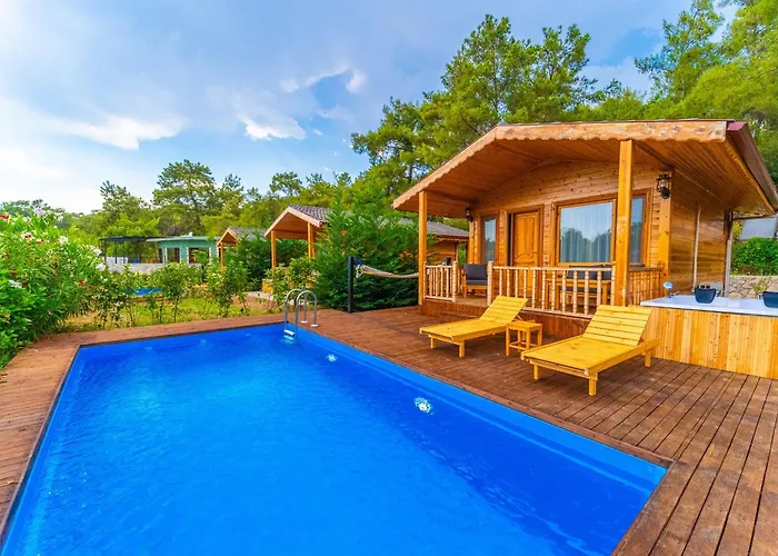 Blue Green Life Bungalow