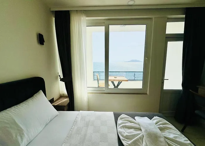 Sea Door Hotel