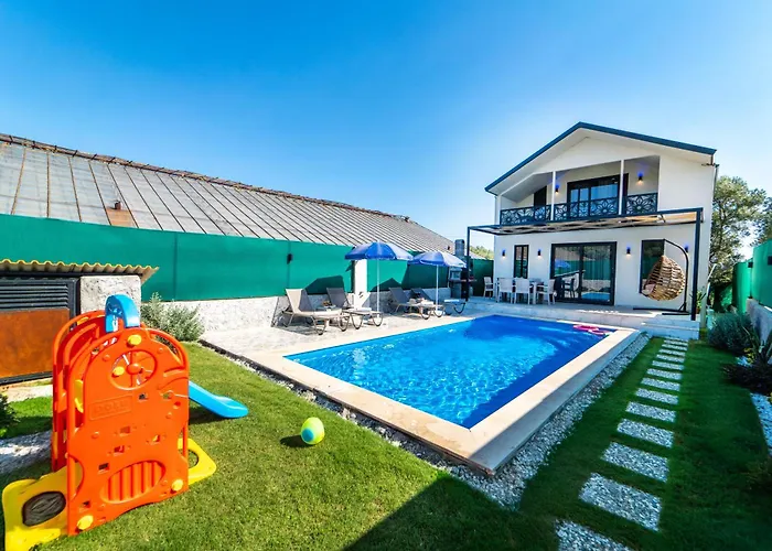 Villa Manolya
