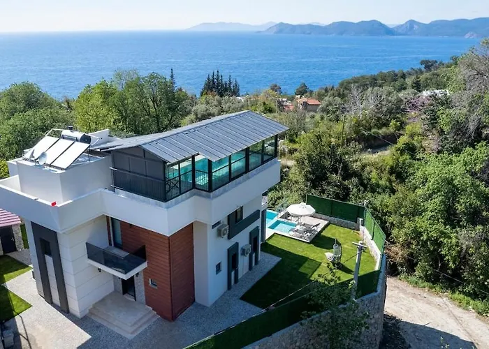 Holiday Villa With Sea View And Heated Pool Villa Mariposa