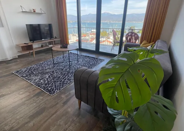 Deniz Manzarali Suites