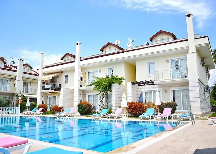 Ocean Beach Club B2