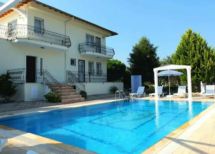 Infinity Yaniklar Villa