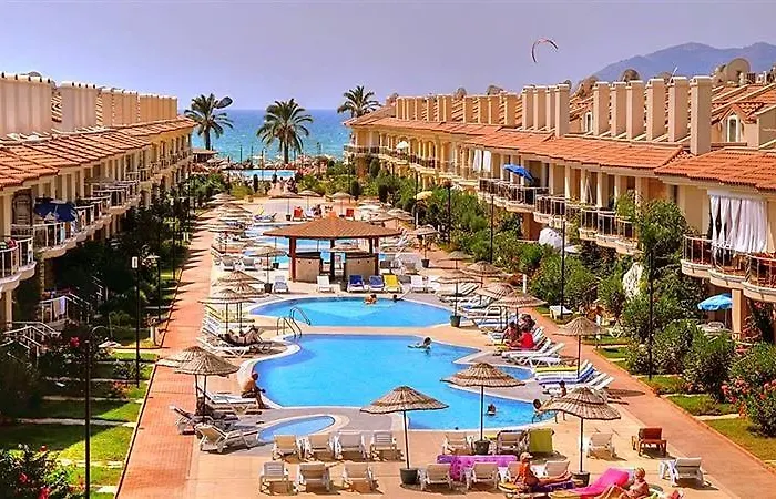 Calis, Sunset Beach Club