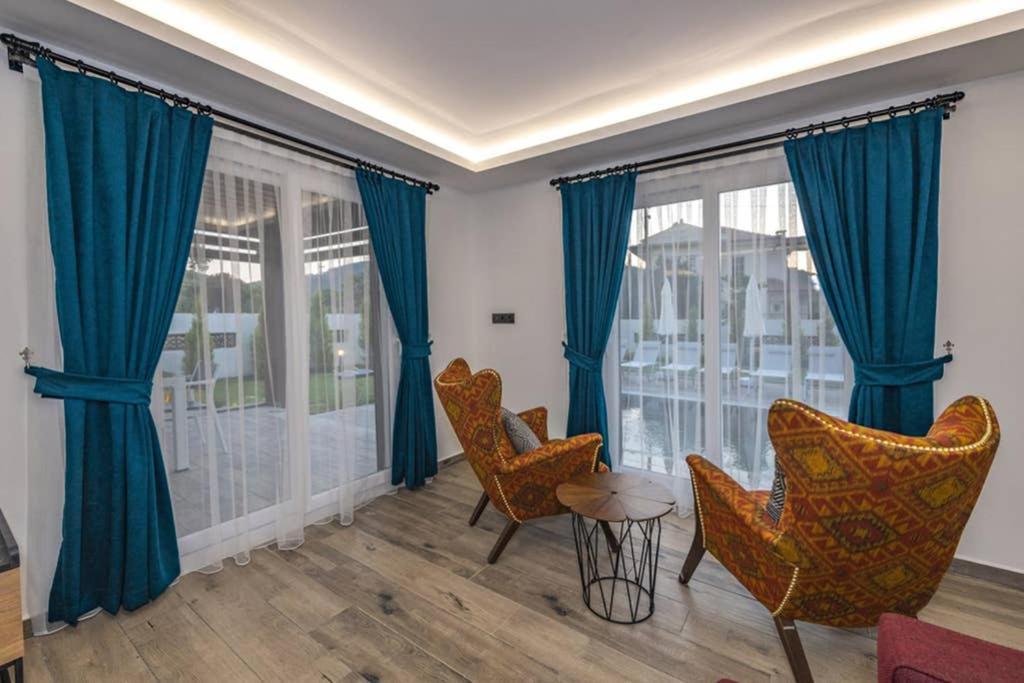 Bella- 4 Bedroom In Oludeniz Fethiye