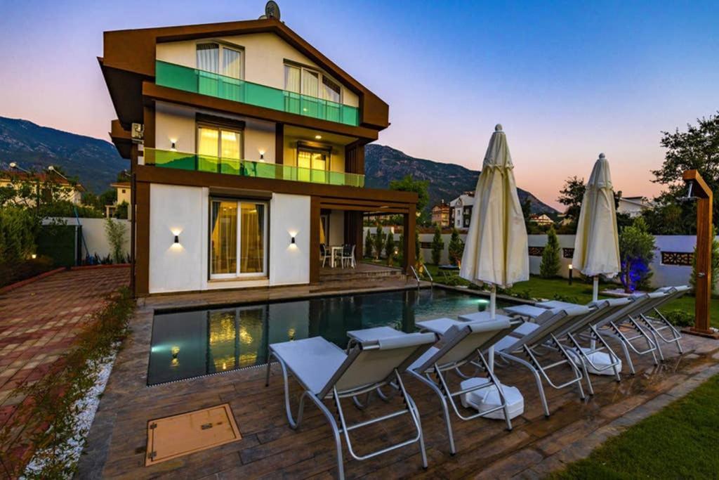 Villa Bella- 4 Bedroom In Oludeniz Fethiye