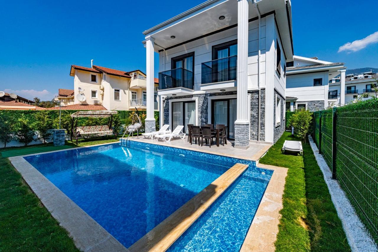 Villa Salkim- 4 Bedroom In Oludeniz *