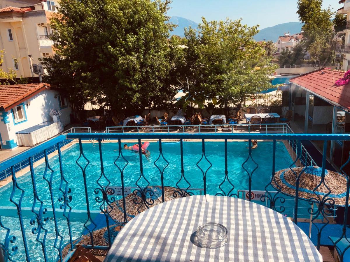 Aparthotel Dove 2*