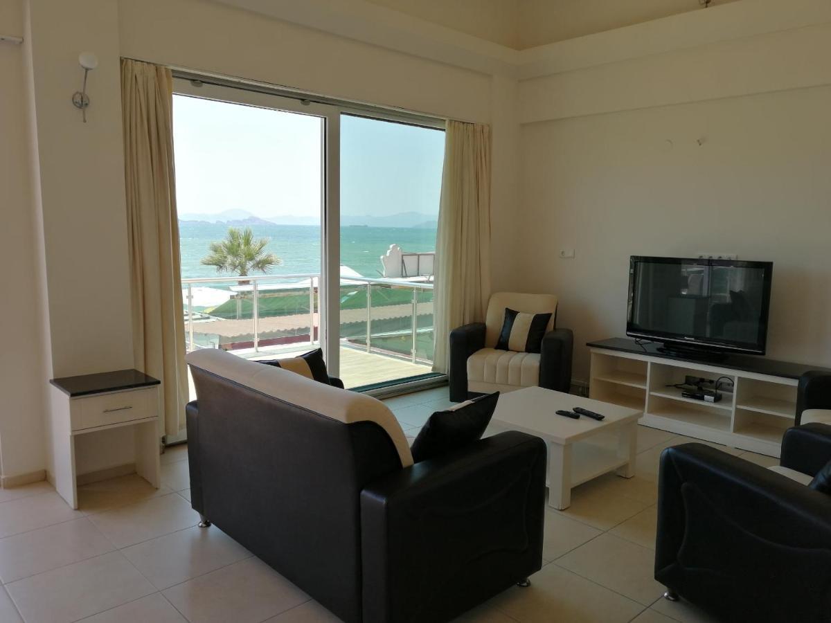 Apartment Seafront *