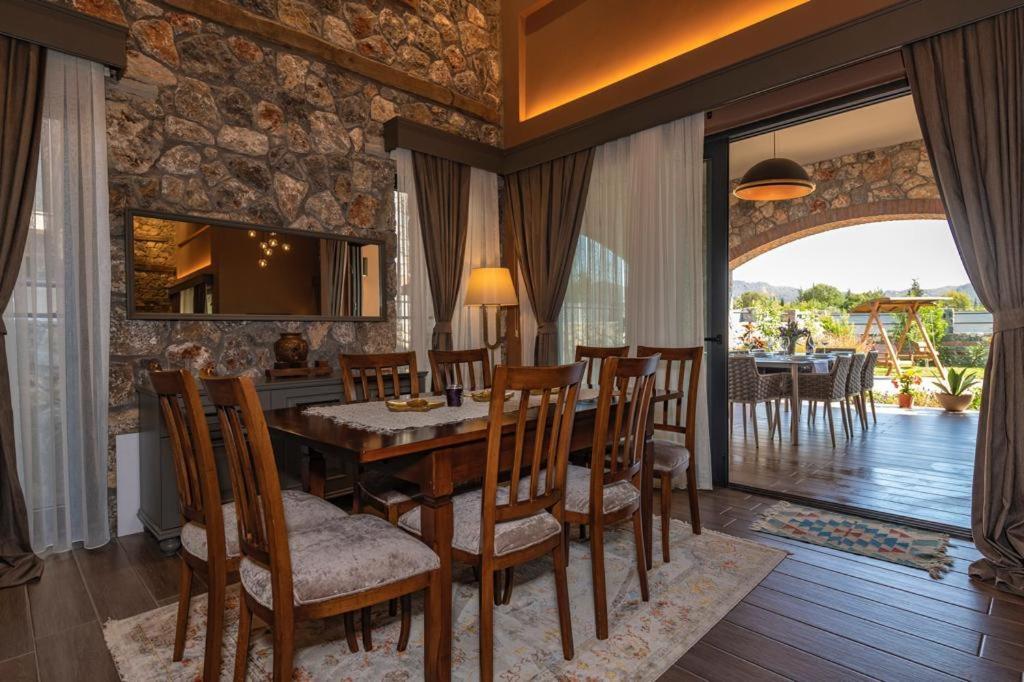 Villa Kuzey Guney *