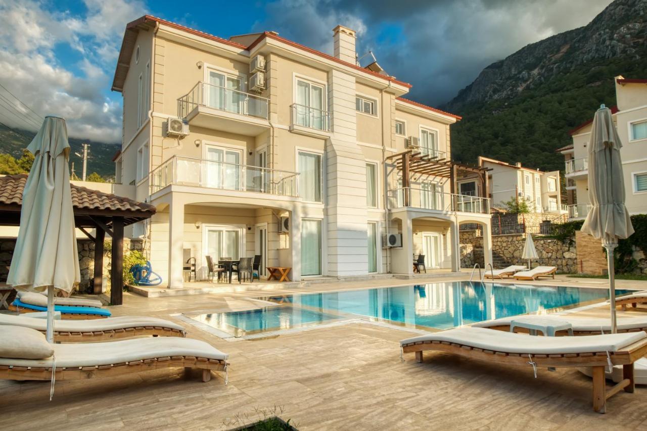 Villa Holly *