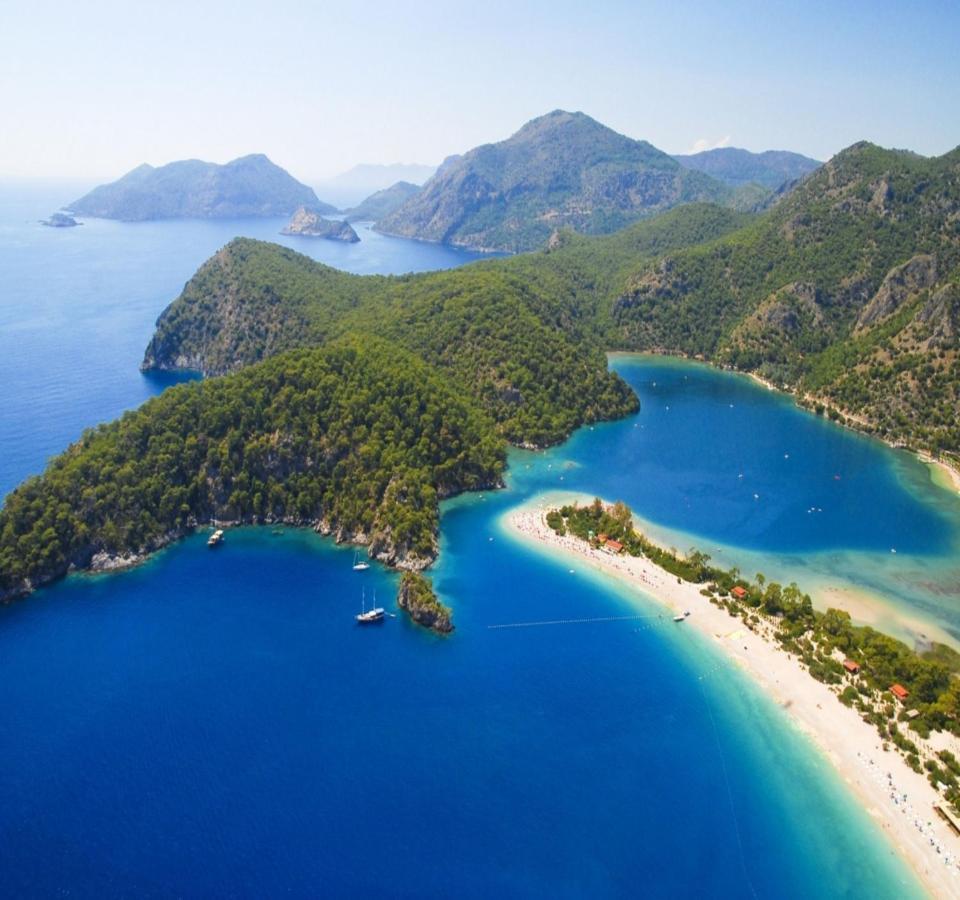 Holly Fethiye