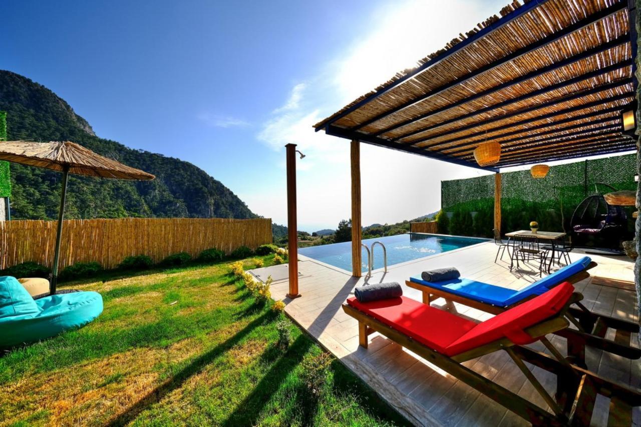 Cardin Villa *