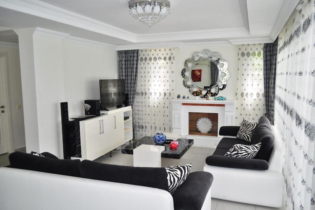 Heights C Villa *