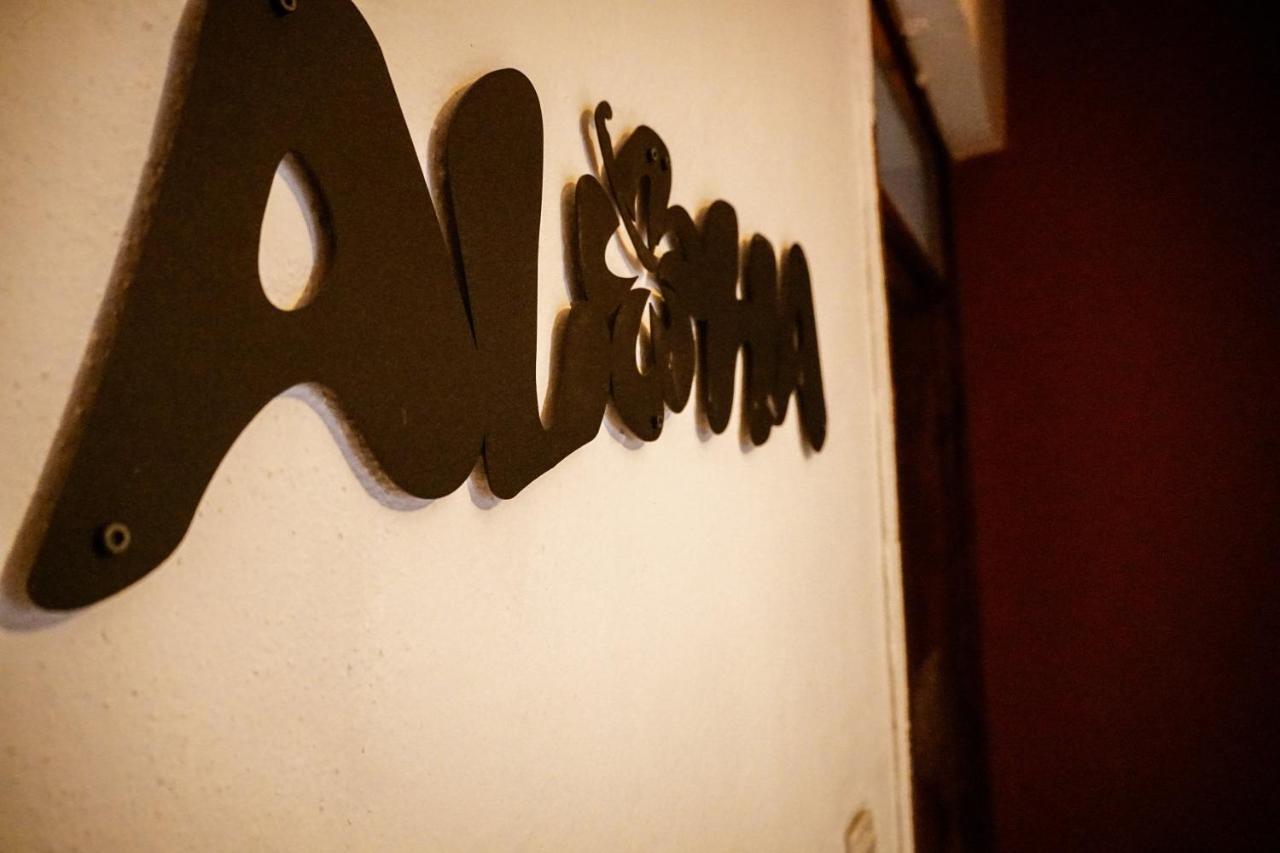 El Camino & Pub Hostel