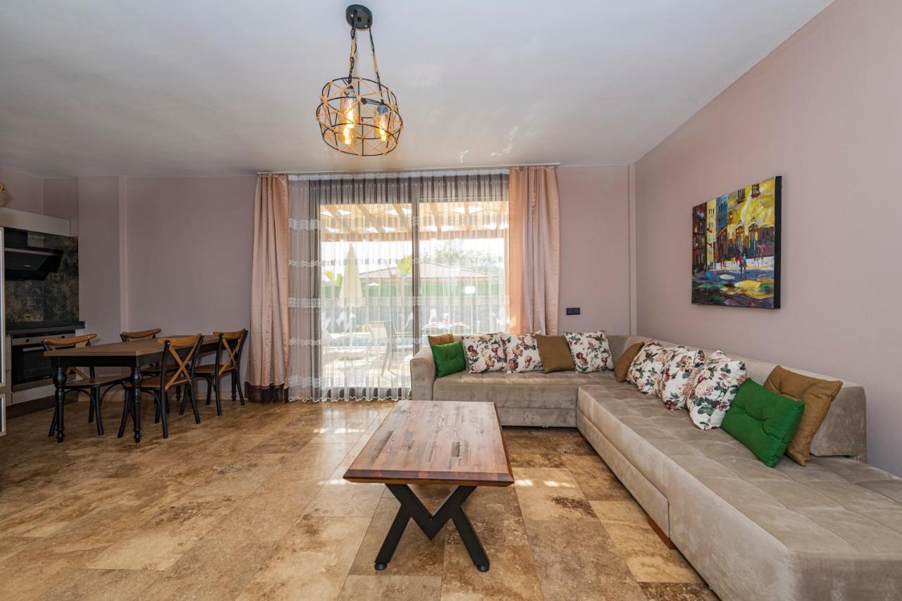 Ahu - 2 Bedroom Kayakoey Oeluedeniz Villa *