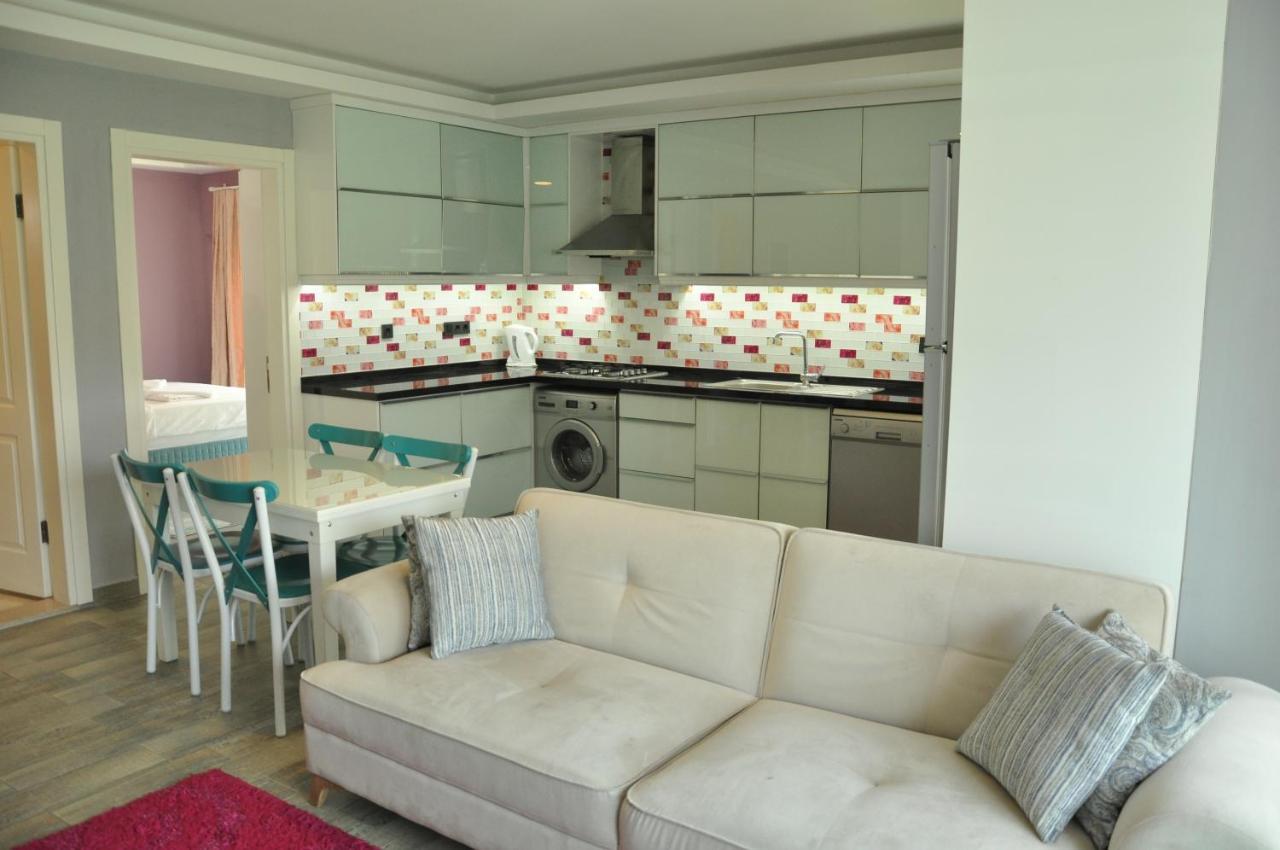X Aparthotel *
