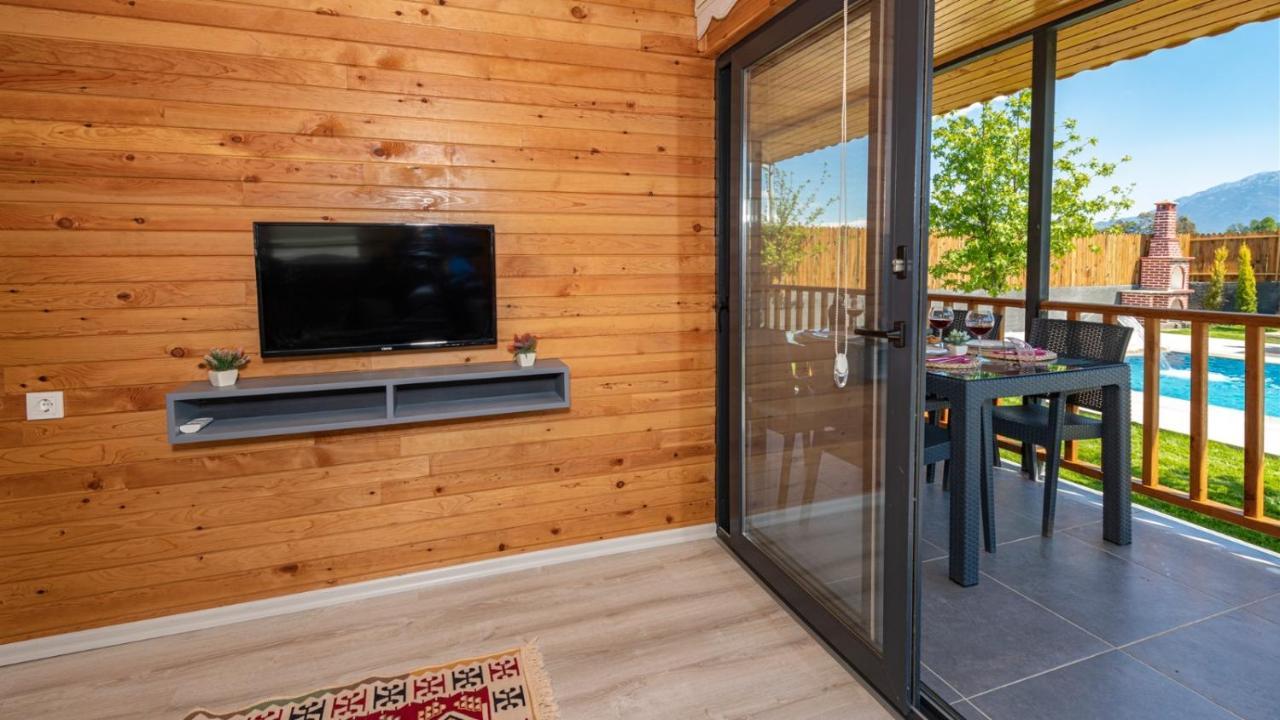 Cedrus 1-2-3-4-5 Villa *