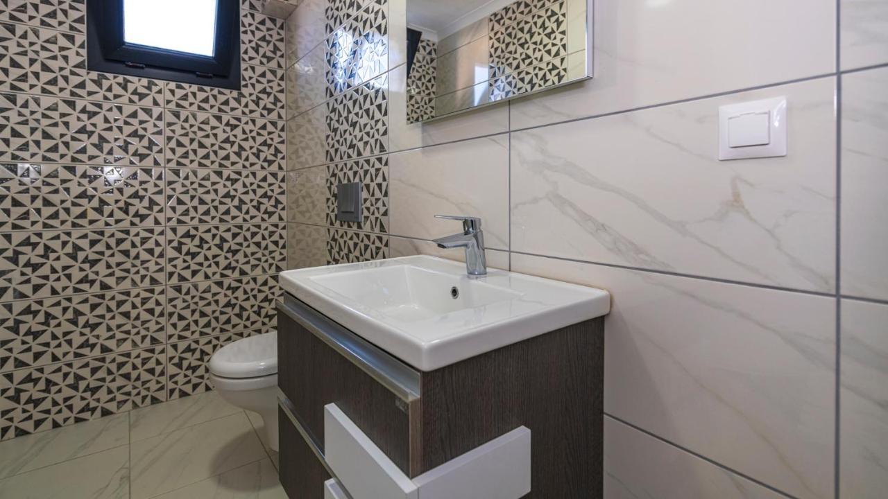 Hisar 2 - 4 Bedroom In Hisaroenue * Fethiye