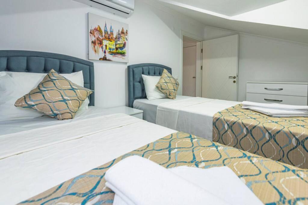 Villa Violet - 4 Bedroom Holiday Villa In Oeluedeniz *