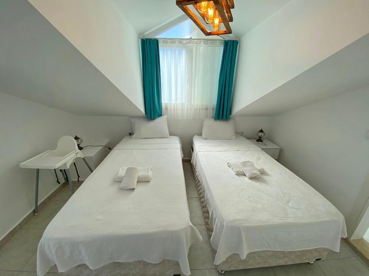 Villa White House, 4 Bedroom, Large Private Pool, Close To Amenities Fethiye