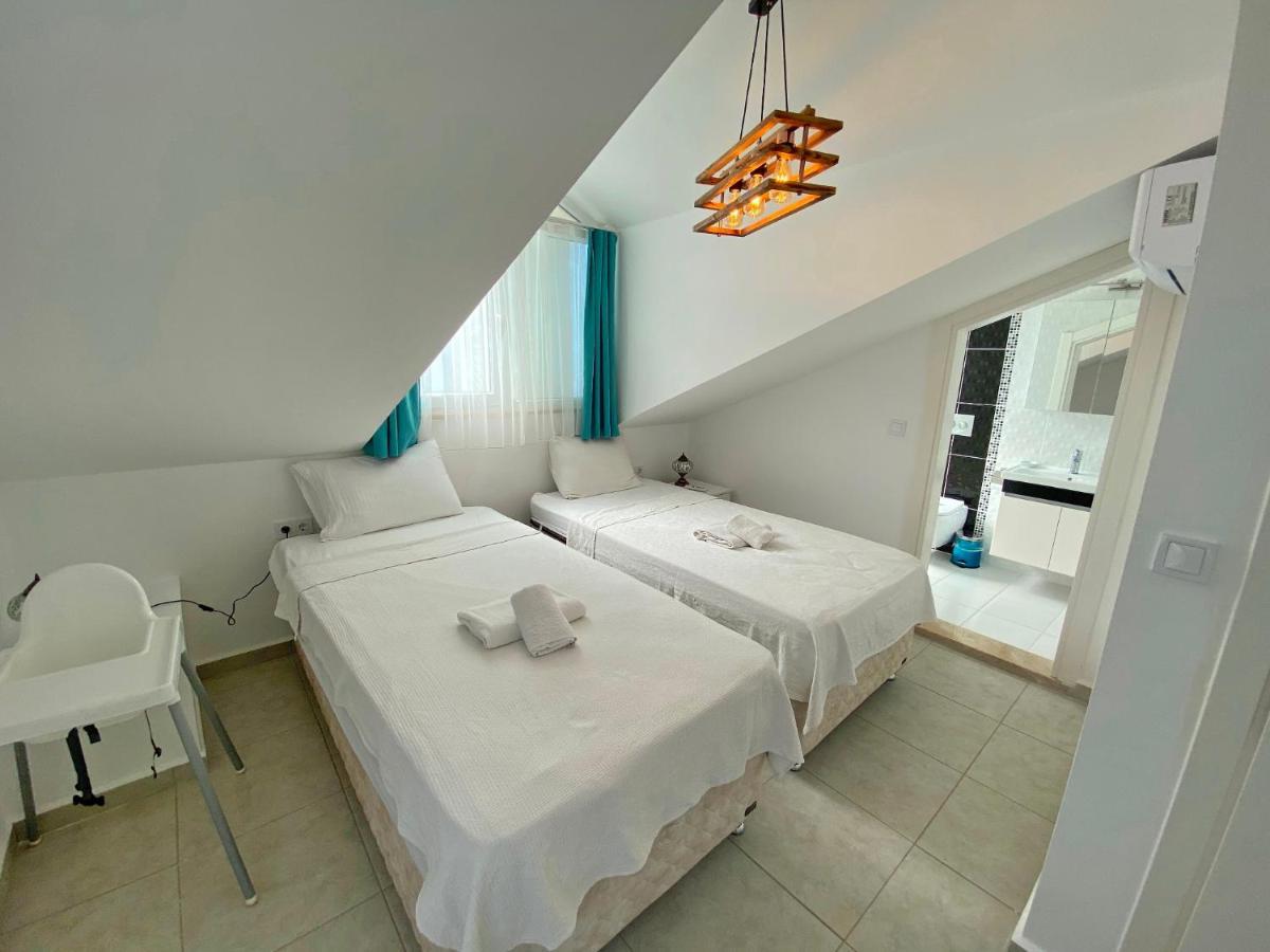 White House, 4 Bedroom, Large Private Pool, Close To Amenities Fethiye