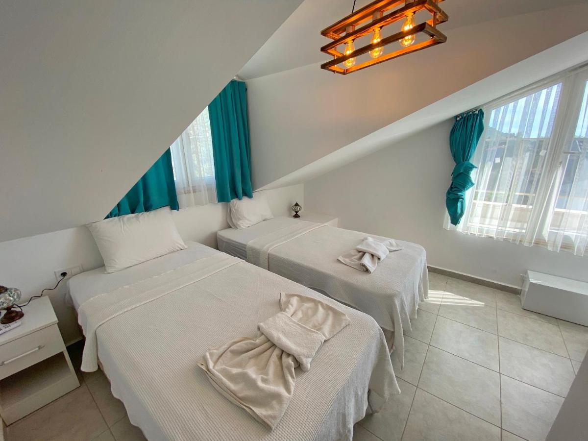 Villa White House, 4 Bedroom, Large Private Pool, Close To Amenities