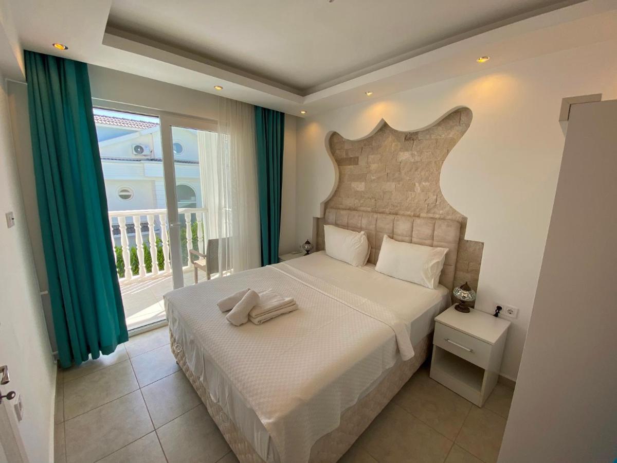 White House, 4 Bedroom, Large Private Pool, Close To Amenities Villa Fethiye