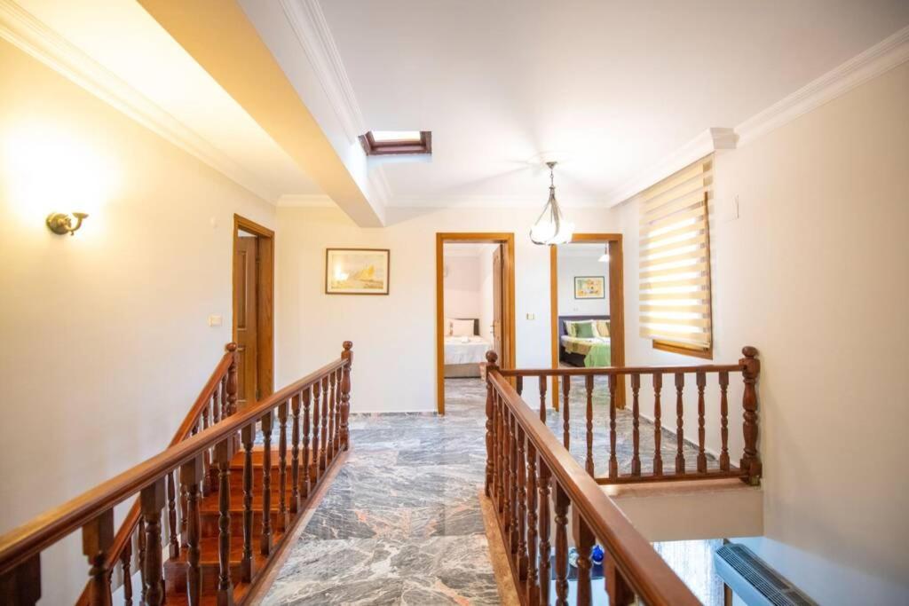 Villa Aybek *