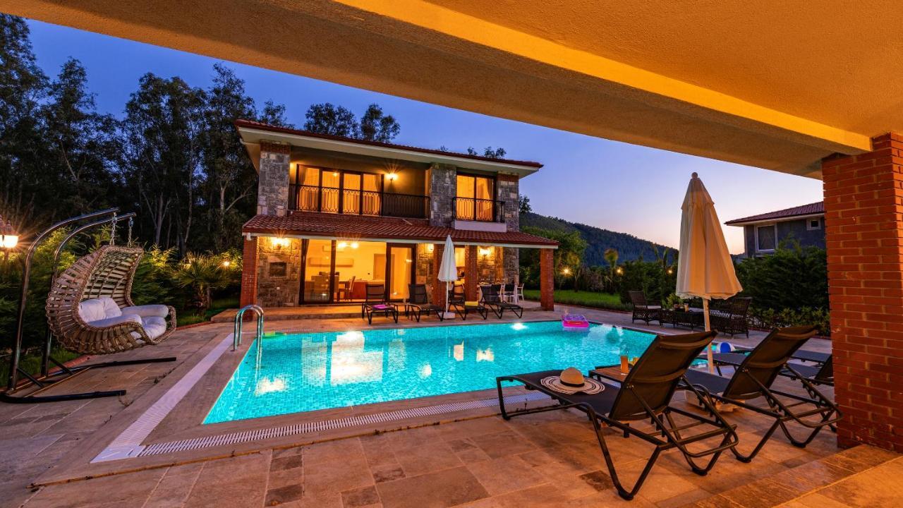 Villa Huema - 6 Bedroom In Kayakoey Oeluedeniz Fethiye