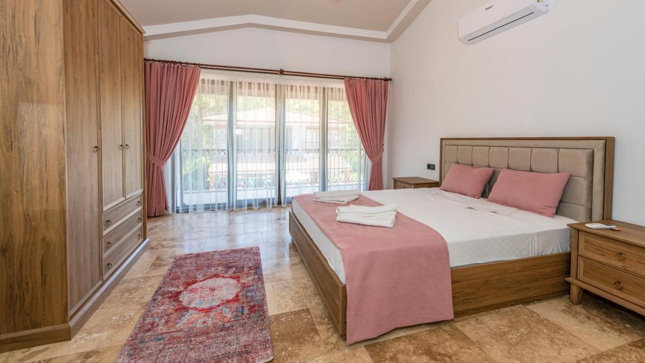 Huema - 6 Bedroom In Kayakoey Oeluedeniz Villa