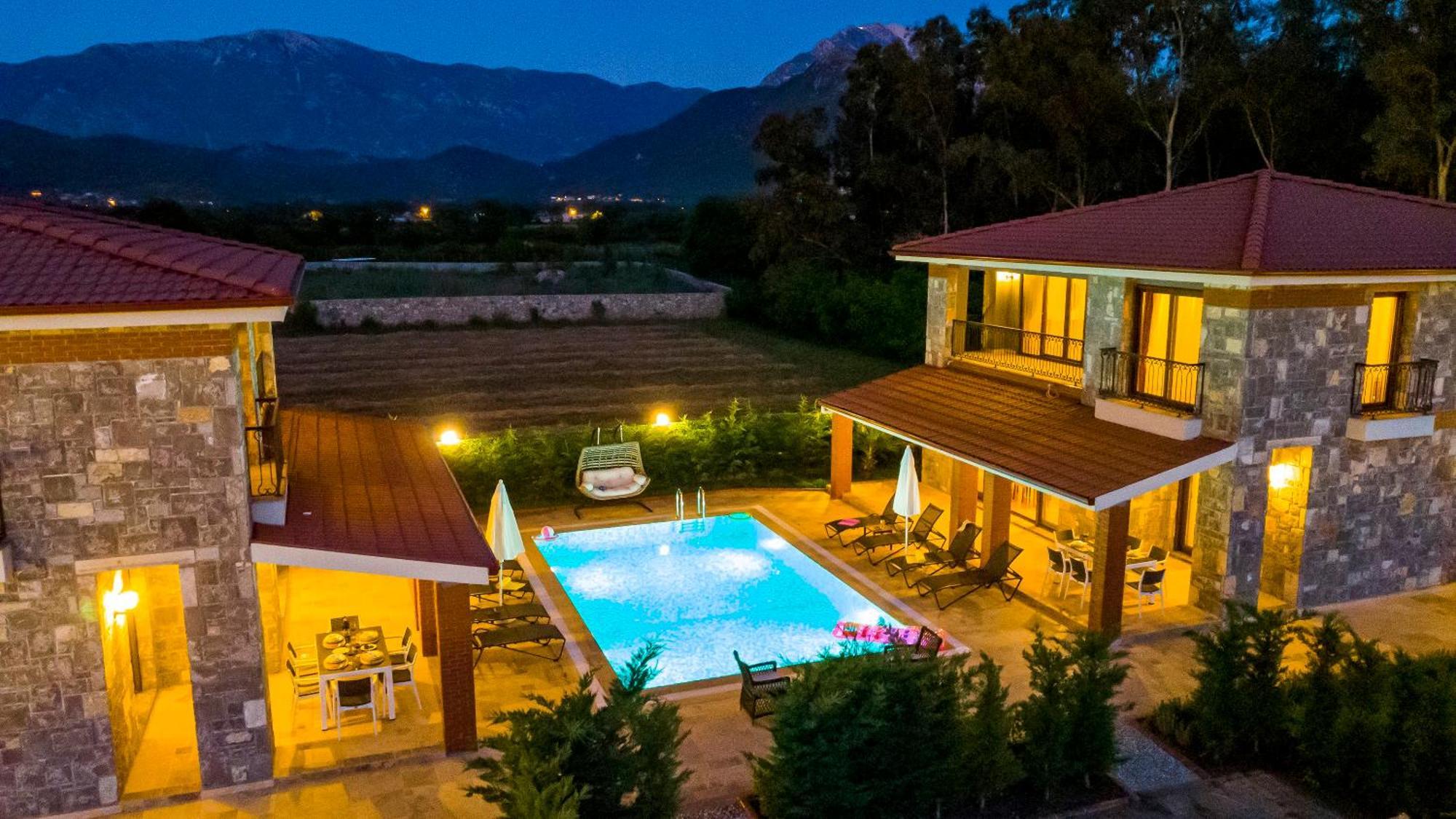 Huema - 6 Bedroom In Kayakoey Oeluedeniz
