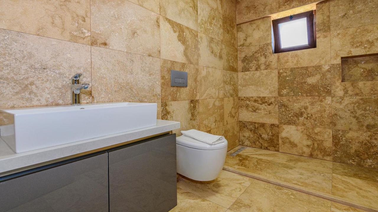 Villa Huema - 6 Bedroom In Kayakoey Oeluedeniz *