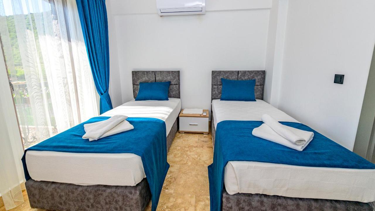 Huema - 6 Bedroom In Kayakoey Oeluedeniz Villa