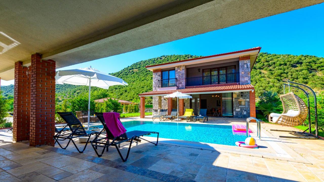 Huema - 6 Bedroom In Kayakoey Oeluedeniz * Fethiye