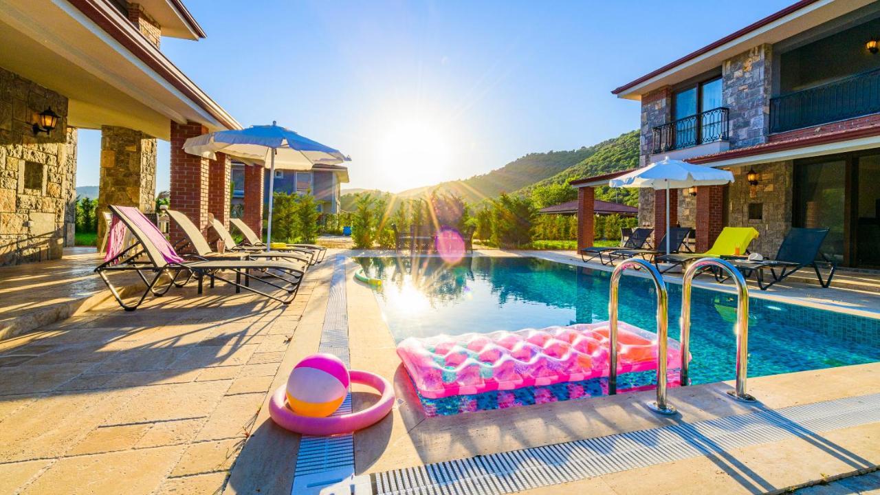 Villa Huema - 6 Bedroom In Kayakoey Oeluedeniz Fethiye
