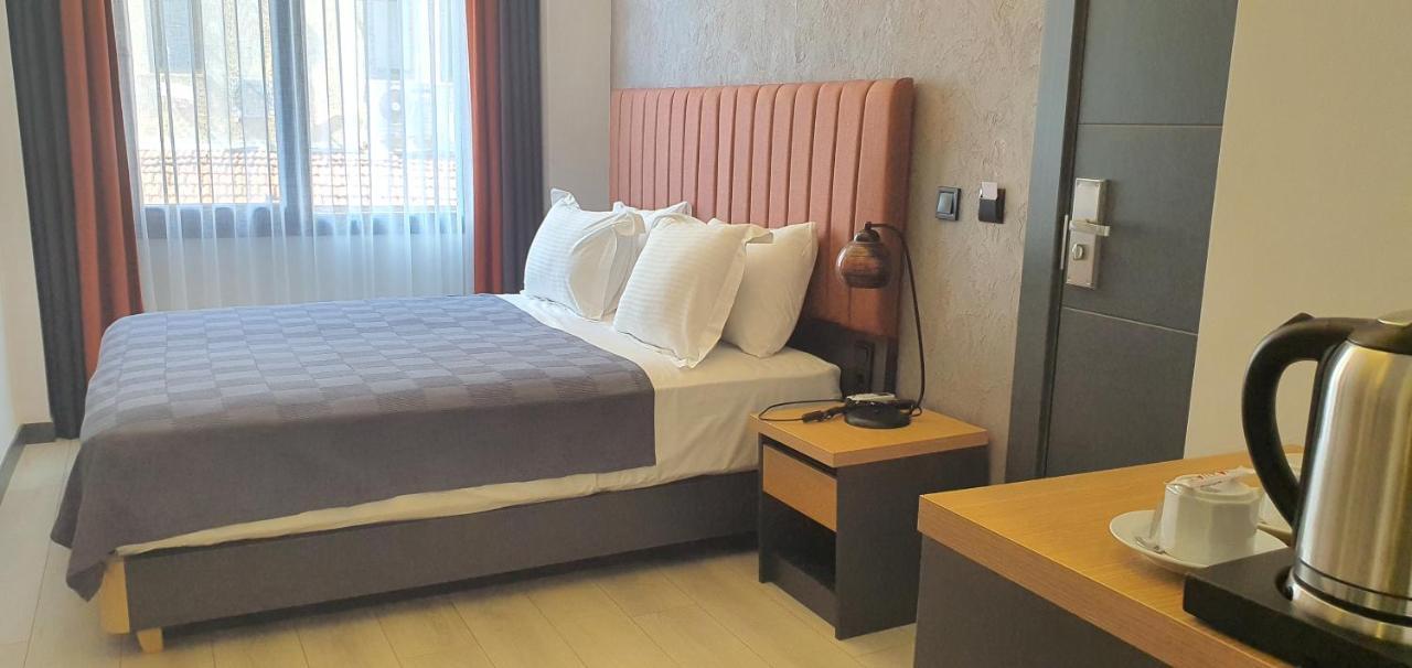 Woynpoint Hotel&cafe Otel *