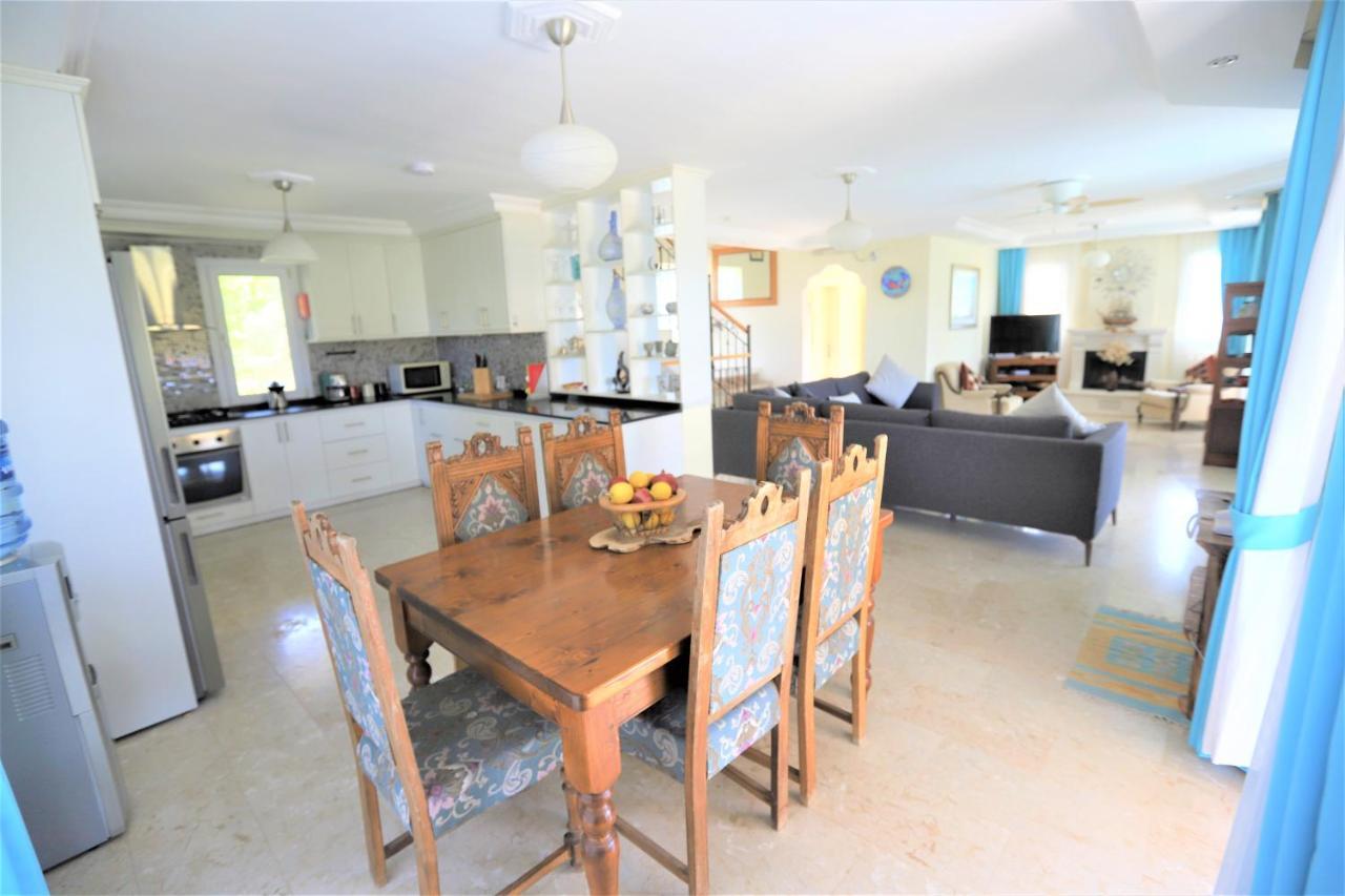 Villa Ruya With Swimming Pool & Stunning Sea Views *