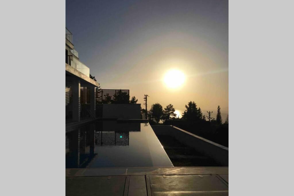 Rosy Sunset Villa
