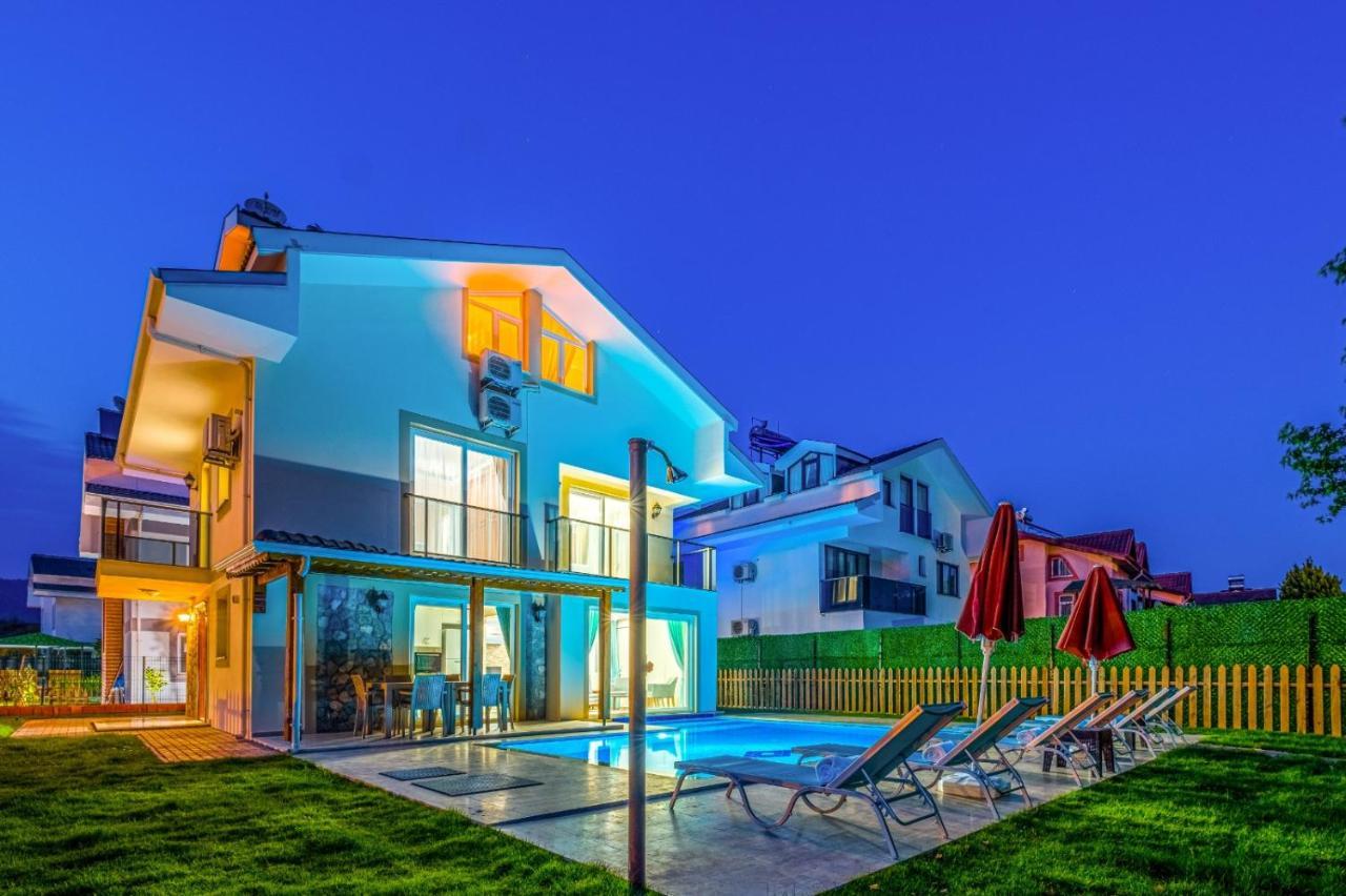 Villa Infinity Lily 1