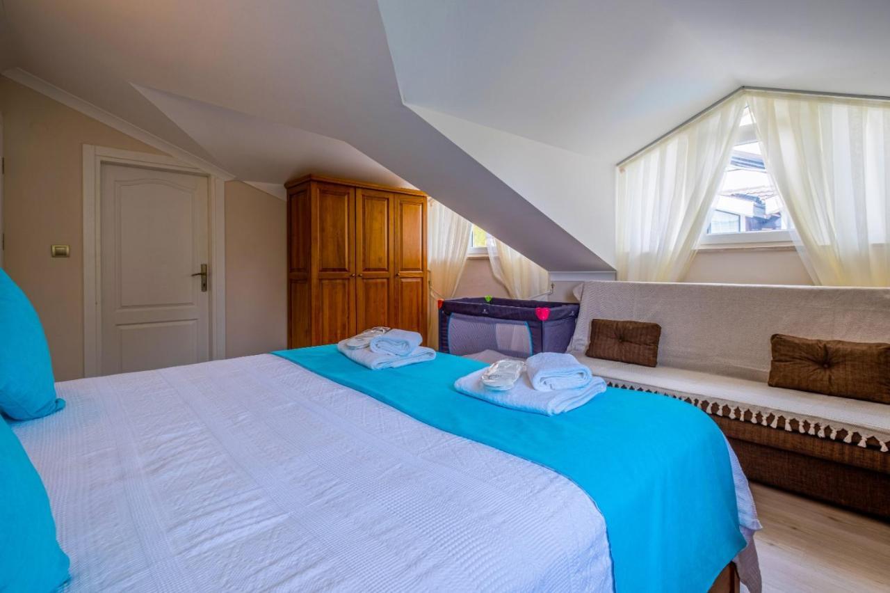 Infinity Lily 1 Villa