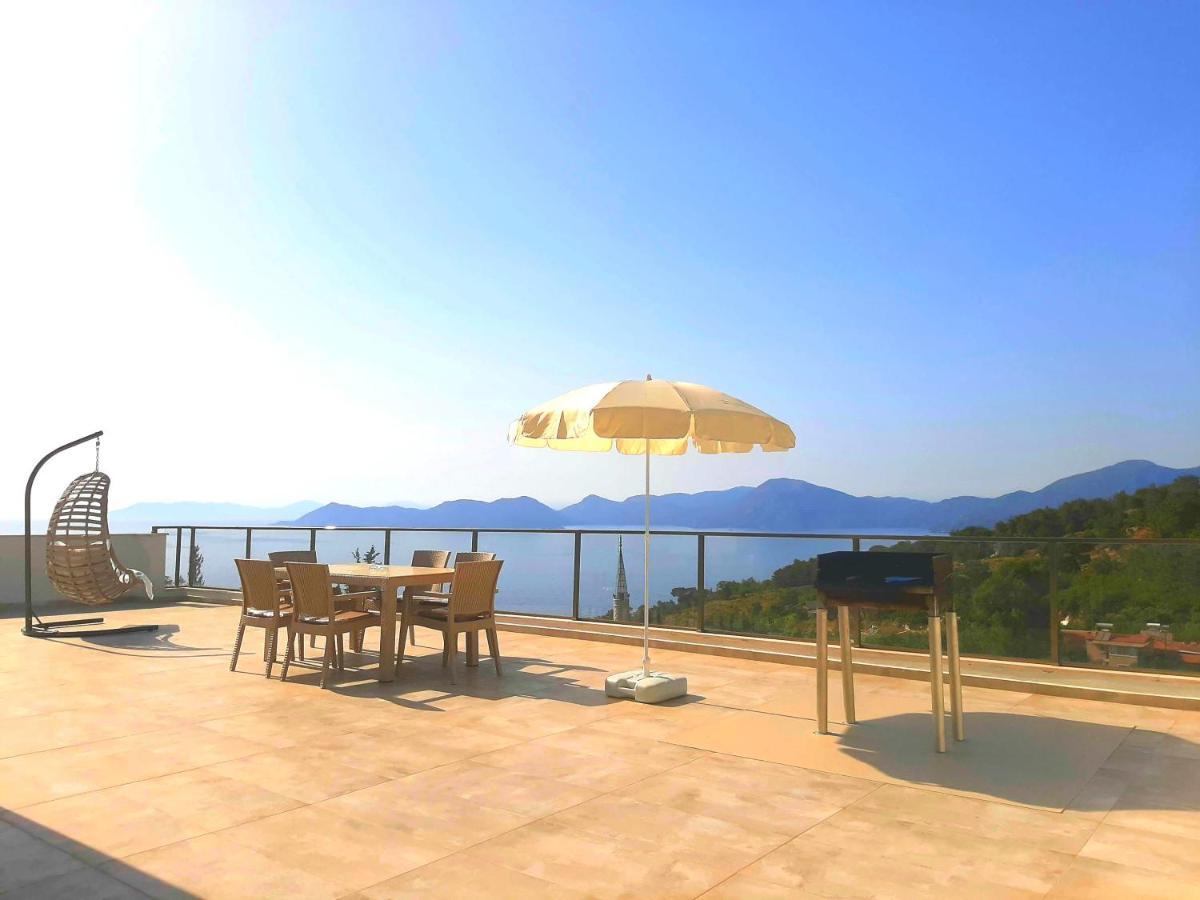 Rosy Sunset Villa *