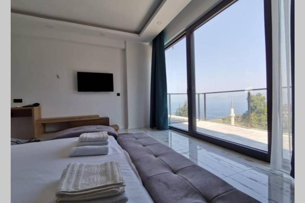 Rosy Sunset Villa