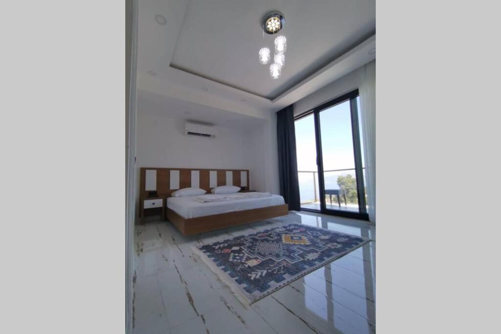 Rosy Sunset Villa
