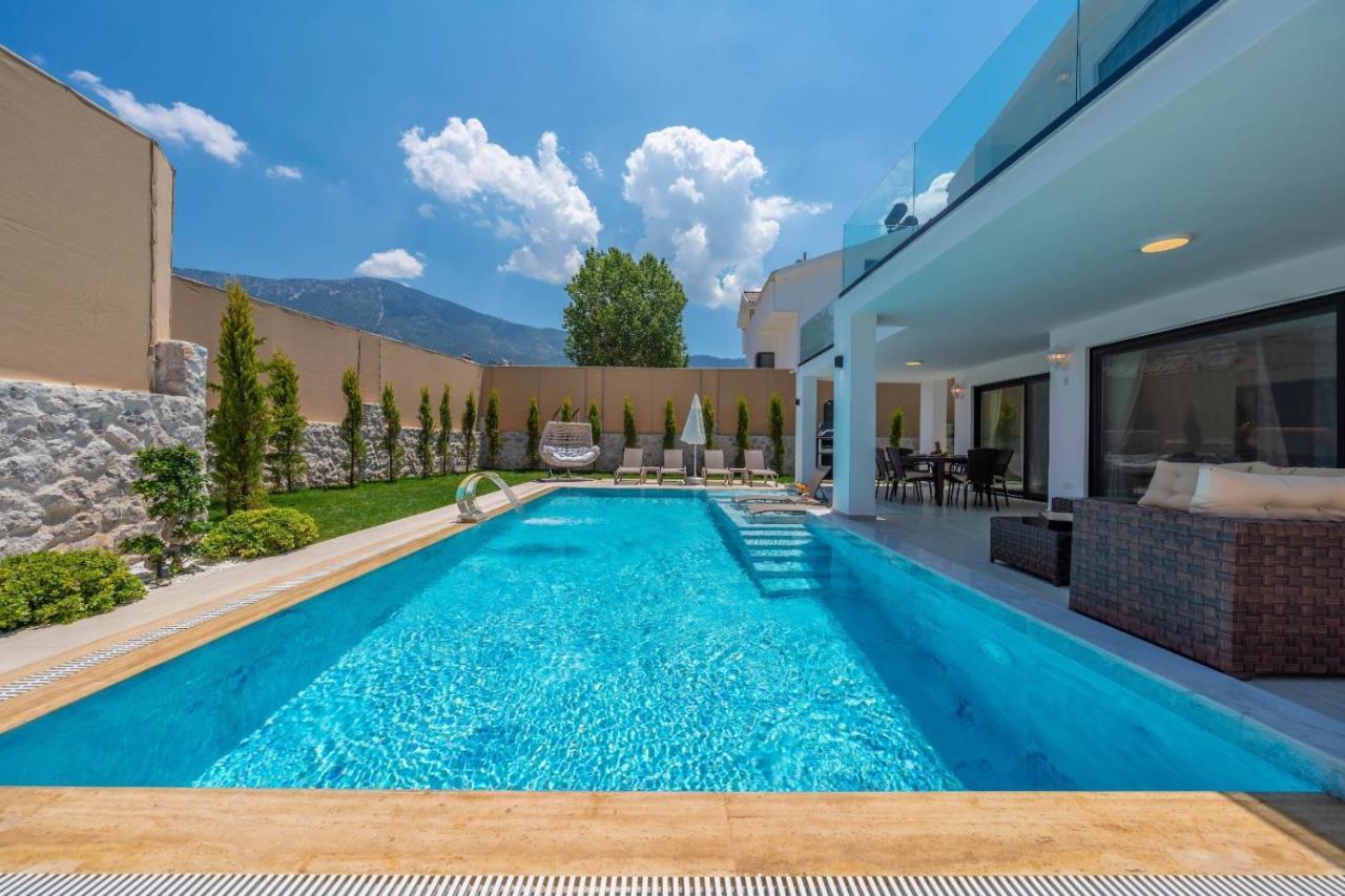 La Marbella Villa