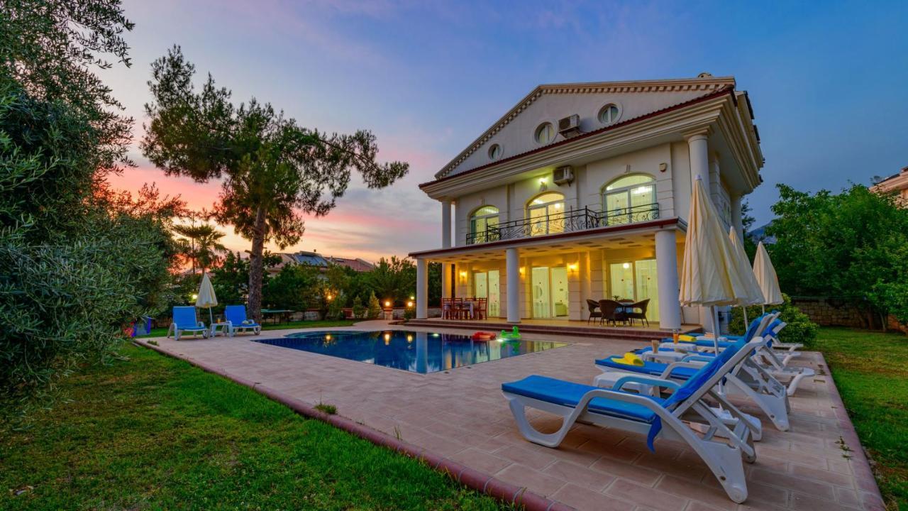 Villa Musa - 5 Bedroom In Hisaronu