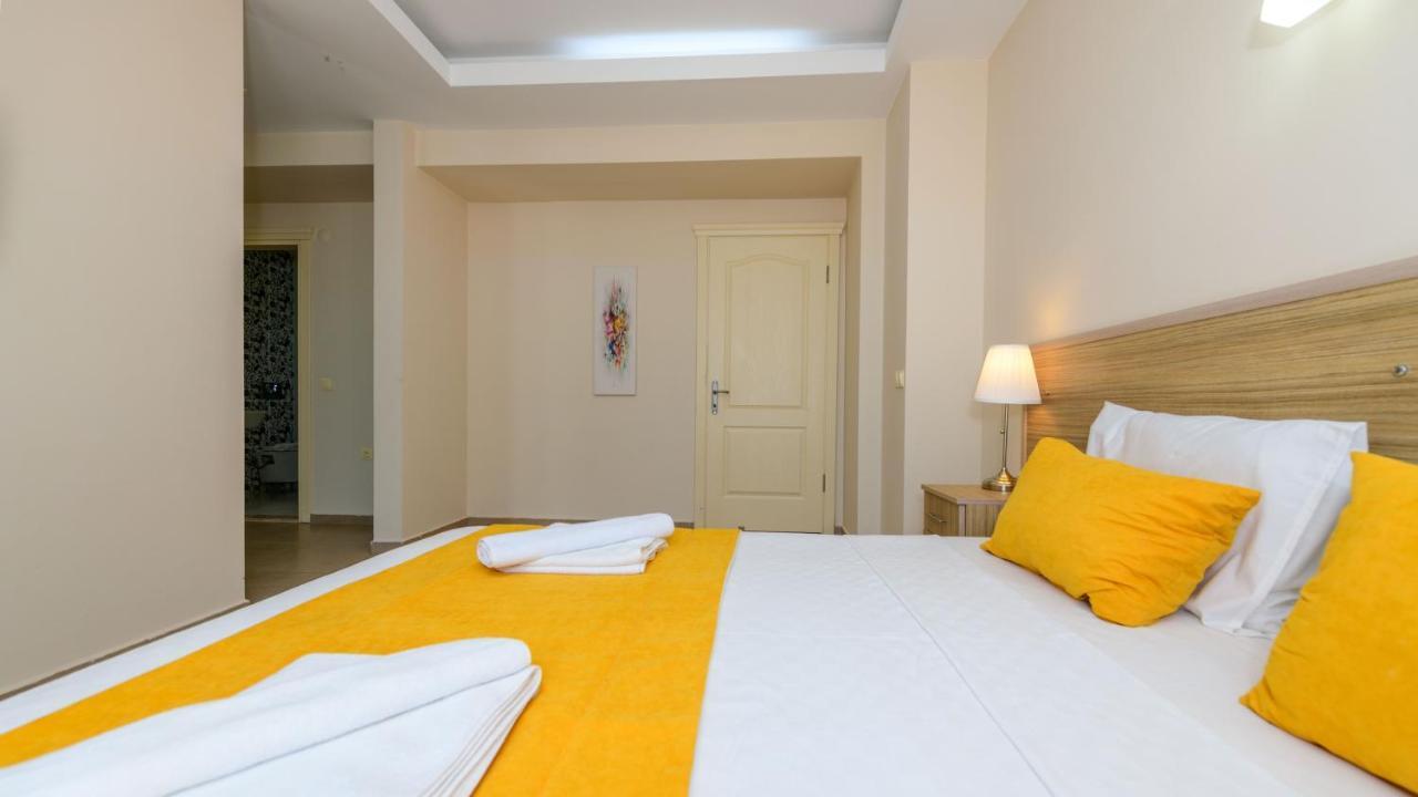 Villa Musa - 5 Bedroom In Hisaronu