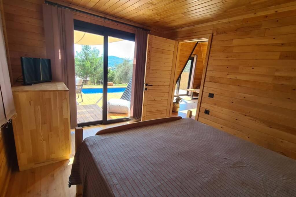 Ugni Blanc Uzum Baglari Ve Zeytinlikler Icinde Mini Bir Cennet Ve Tiny House Konseptli Havuzlu Ucgen Ev - крошечный дом - скрытый рай Holiday home Fethiye