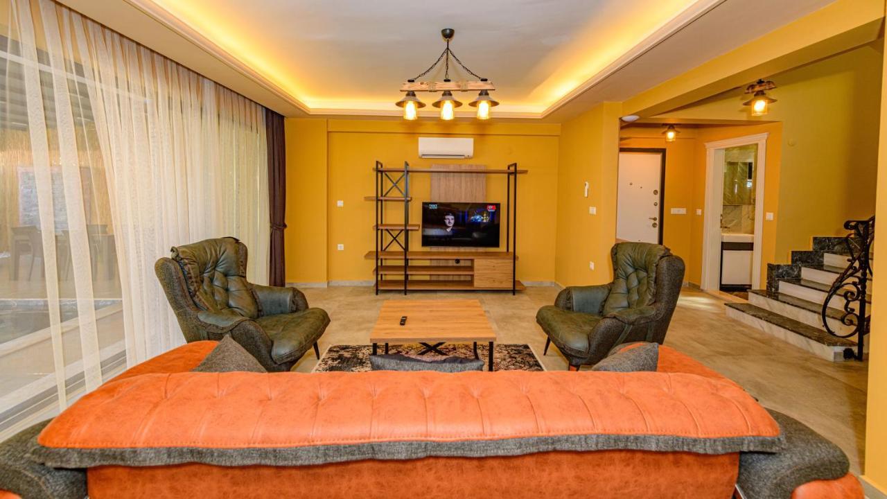 Soeguet 1 - 4 Bedroom With Jacuzzi In Fethiye