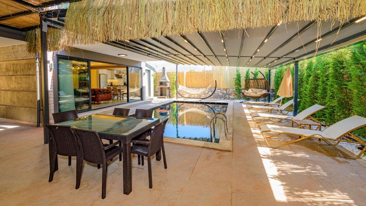 Soeguet 1 - 4 Bedroom With Jacuzzi In *